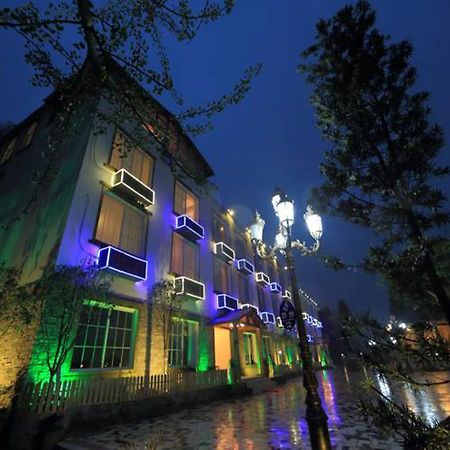 Panshan Tingquan Tuwo Holiday Resort Лэшань Экстерьер фото