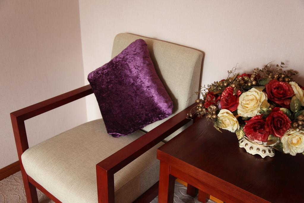 Panshan Tingquan Tuwo Holiday Resort Лэшань Номер фото